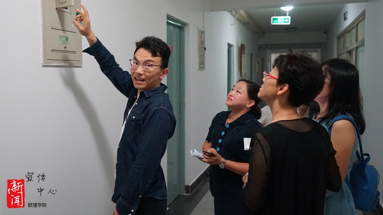 60e5d3c2af7819c44b5b025f55526564.jpg 探望3.jpg